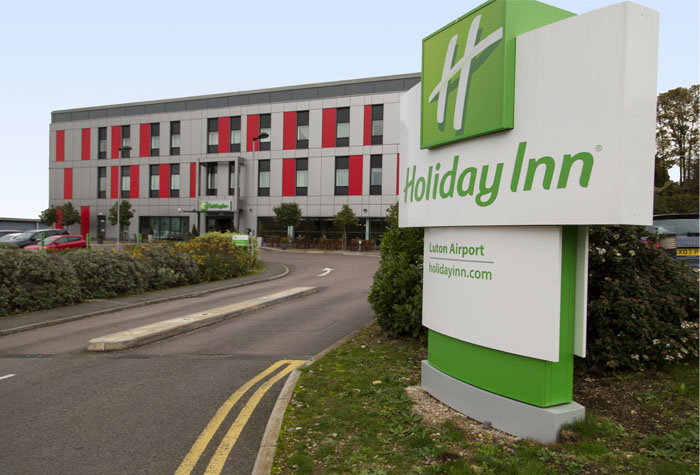 Luton Holiday Inn With Parking At Airparks